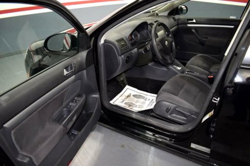Used 2009 Volkswagen Jetta S image 12