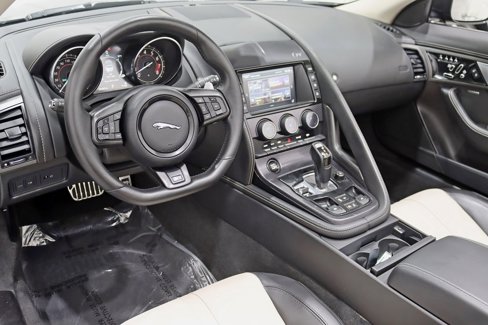 Used 2016 Jaguar F-TYPE R w/ Suedecloth Interior Pack image 14