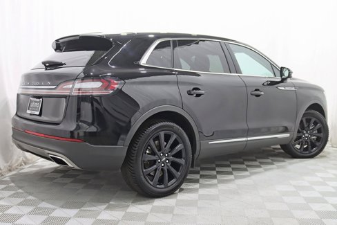 Used 2022 Lincoln Nautilus Reserve w/ Monochromatic Package image 8