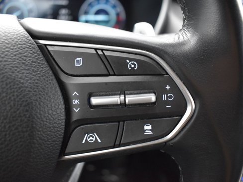 Used 2023 Hyundai Santa Fe SEL w/ Premium Package image 18