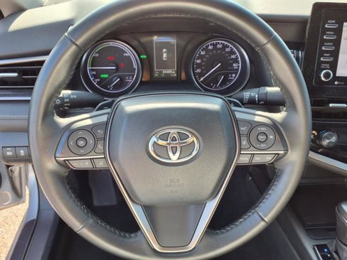 Certified 2021 Toyota Camry SE image 12