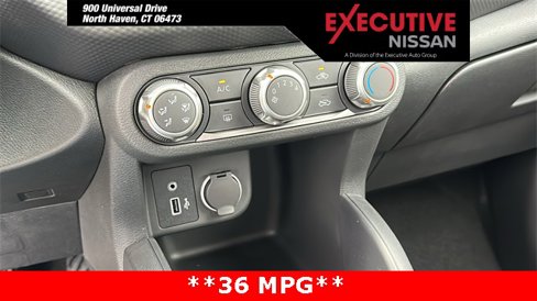 New 2025 Nissan Kicks Play S image 17