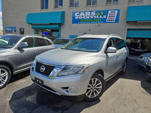 Used 2014 Nissan Pathfinder SV image 5