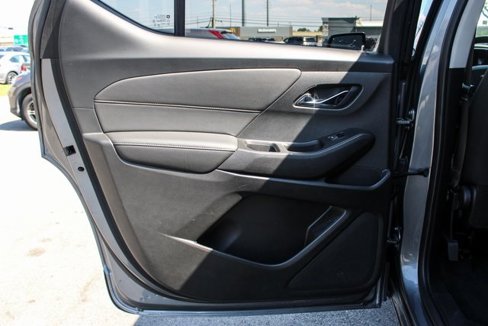 Used 2020 Chevrolet Traverse LS image 33