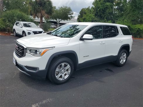 Used 2017 GMC Acadia SLE image 3