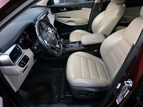 Used 2020 Kia Sorento EX image 16