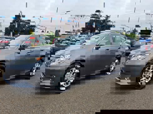 Used 2015 Lexus ES 300h image 1