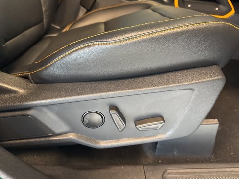Used 2024 Ford Bronco Badlands image 26