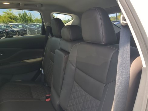 Used 2021 Nissan Murano Platinum image 32