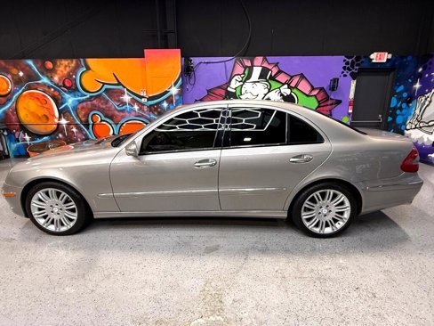 Used 2008 Mercedes-Benz E 350 Luxury image 2