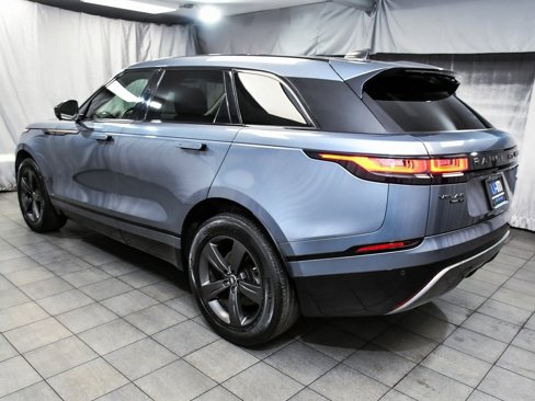 Used 2020 Land Rover Range Rover Velar R-Dynamic S image 4