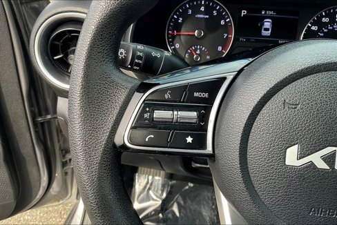 Used 2023 Kia Forte LXS image 15