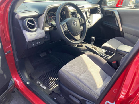 Used 2013 Toyota RAV4 XLE image 9