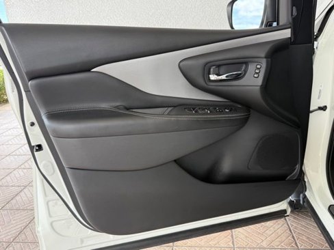 Used 2020 Nissan Murano SL image 19
