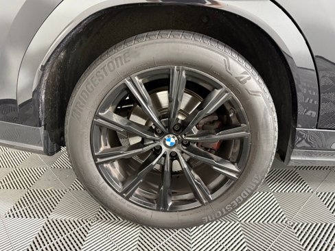 Used 2024 BMW X6 xDrive40i w/ Premium Package image 13