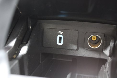 Used 2019 Ford Explorer XLT w/ Equipment Group 202A image 23