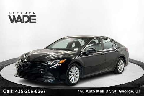 Certified 2019 Toyota Camry LE image 1