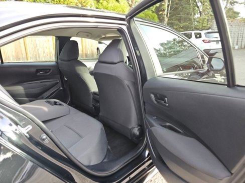 Used 2022 Toyota Corolla LE image 14