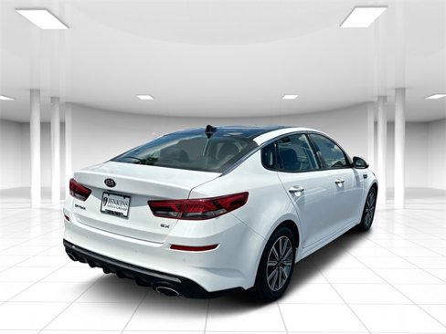 Certified 2020 Kia Optima Premium image 3
