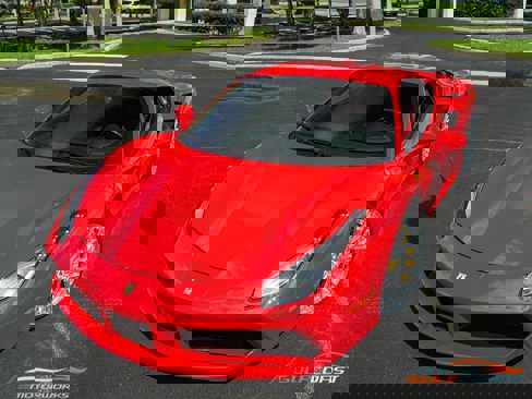 Used 2019 Ferrari 488 GTB image 7