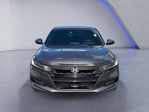 Used 2018 Honda Accord Sport image 9
