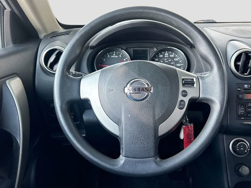 Used 2012 Nissan Rogue S image 11