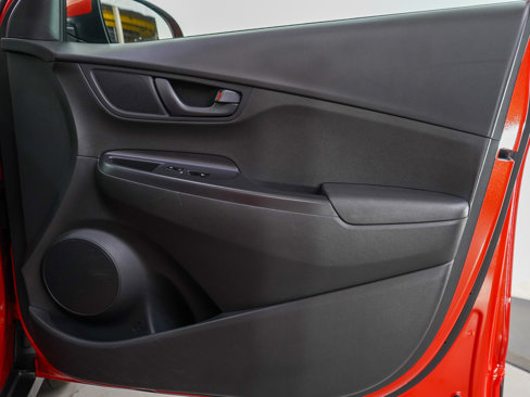 Used 2019 Hyundai Kona SE image 9