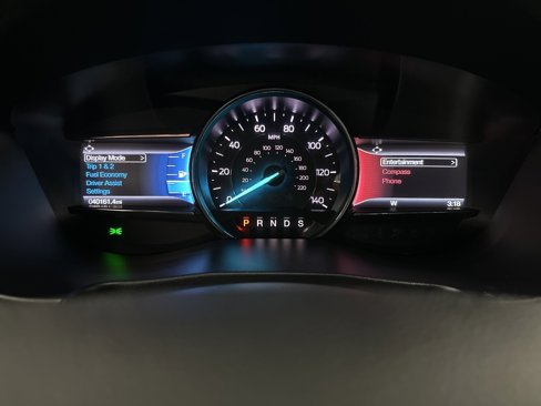 Used 2018 Ford Explorer XLT w/ Equipment Group 202A image 13
