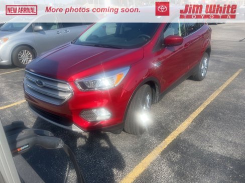 Used 2019 Ford Escape SE image 1