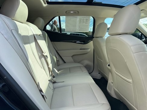 Used 2021 Buick Envision Essence w/ Technology Package I image 19