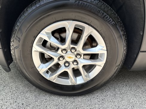 Used 2020 Chevrolet Traverse LS image 11