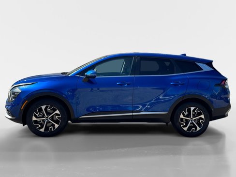 Used 2023 Kia Sportage EX image 2