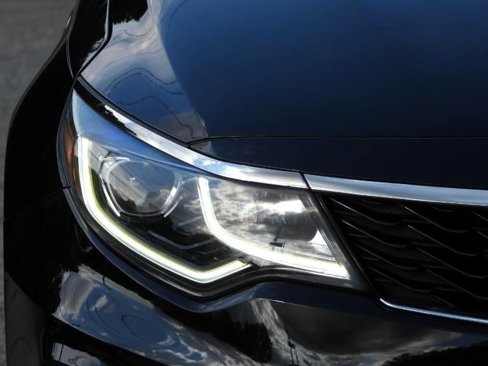Used 2019 Kia Optima EX image 26