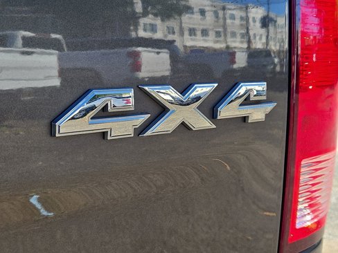 Used 2019 RAM 1500 Express image 34