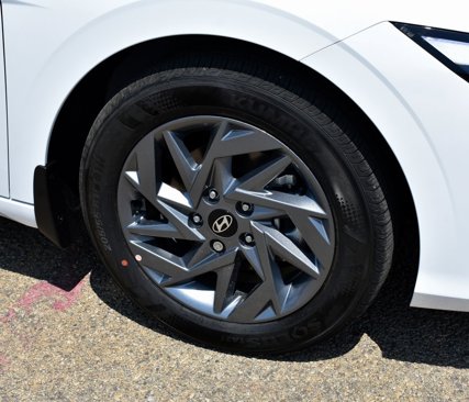New 2025 Hyundai Elantra Blue image 6