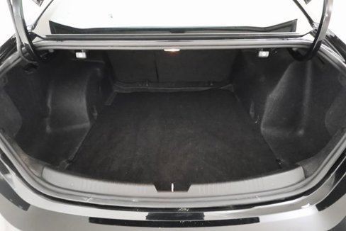 Used 2021 Chevrolet Malibu LT image 21