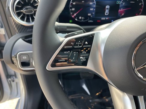 New 2025 Mercedes-Benz CLA 250 4MATIC image 17