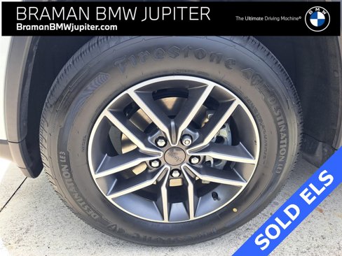 Used 2020 Jeep Grand Cherokee Limited image 18