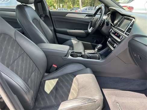 Used 2018 Hyundai Sonata Sport w/ Cargo Package image 8
