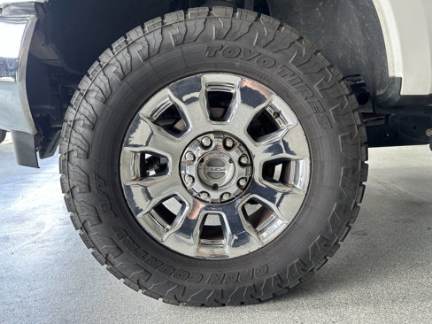 Used 2019 Ford F350 Lariat w/ Lariat Ultimate Package image 37