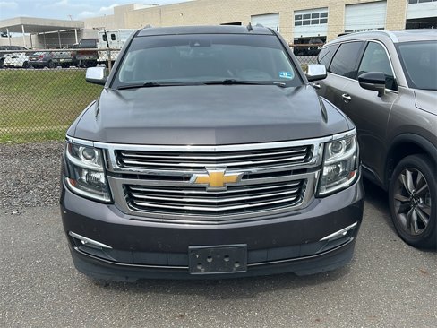 Used 2015 Chevrolet Suburban LTZ image 2