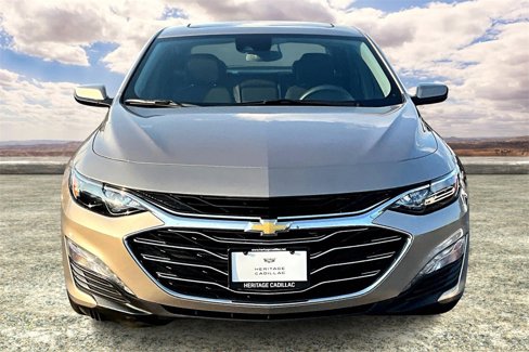 Used 2023 Chevrolet Malibu LT image 2