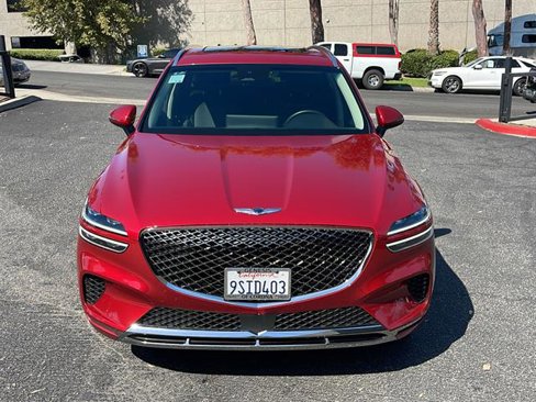 Used 2025 Genesis GV70 2.5T w/ Select Package image 2