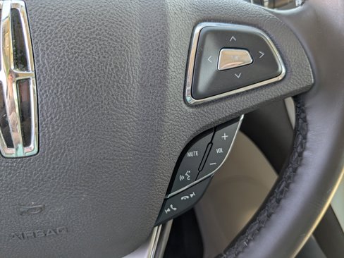 Used 2017 Lincoln MKC Select w/ Select Plus Package image 26