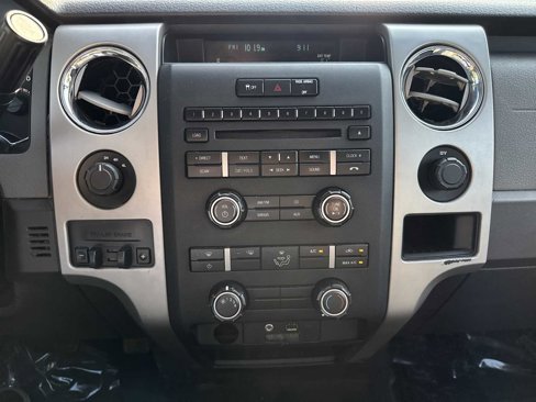 Used 2012 Ford F150 XLT w/ XLT Chrome Pkg image 28