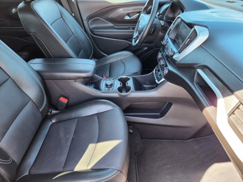 Used 2024 GMC Terrain SLT image 14