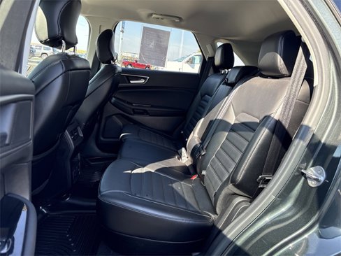 Used 2015 Ford Edge SEL w/ Equipment Group 201A image 10