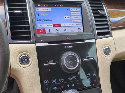 Used 2019 Ford Taurus Limited image 17