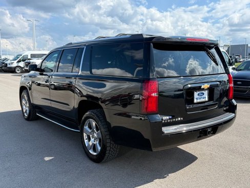 Used 2018 Chevrolet Suburban Premier image 39