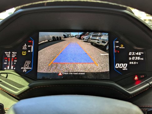Used 2020 Lamborghini Huracan EVO image 25